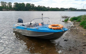 Моторная лодка Казанка